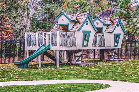 little sunshine playhouse the woodlands.